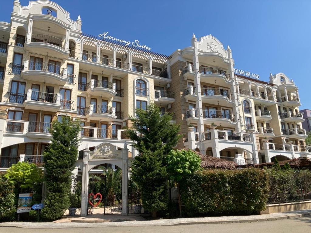 Private Apartments In Harmony Suites Dream Island Napospart Kültér fotó