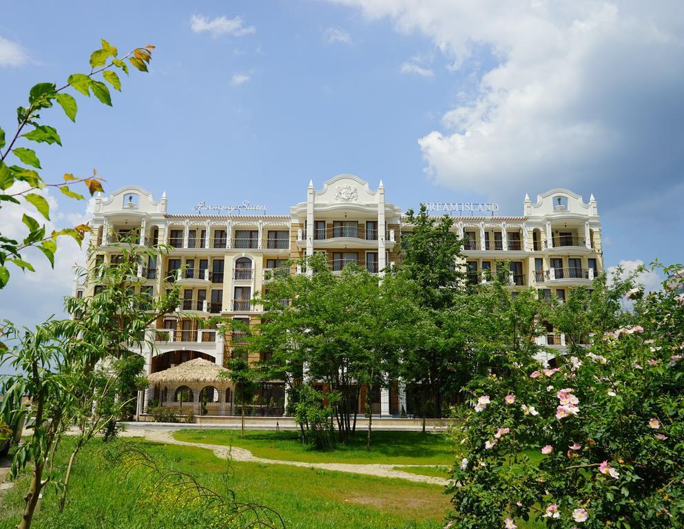 Private Apartments In Harmony Suites Dream Island Napospart Kültér fotó